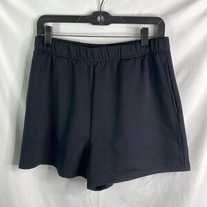 NWT Gap black sweatshirt shorts